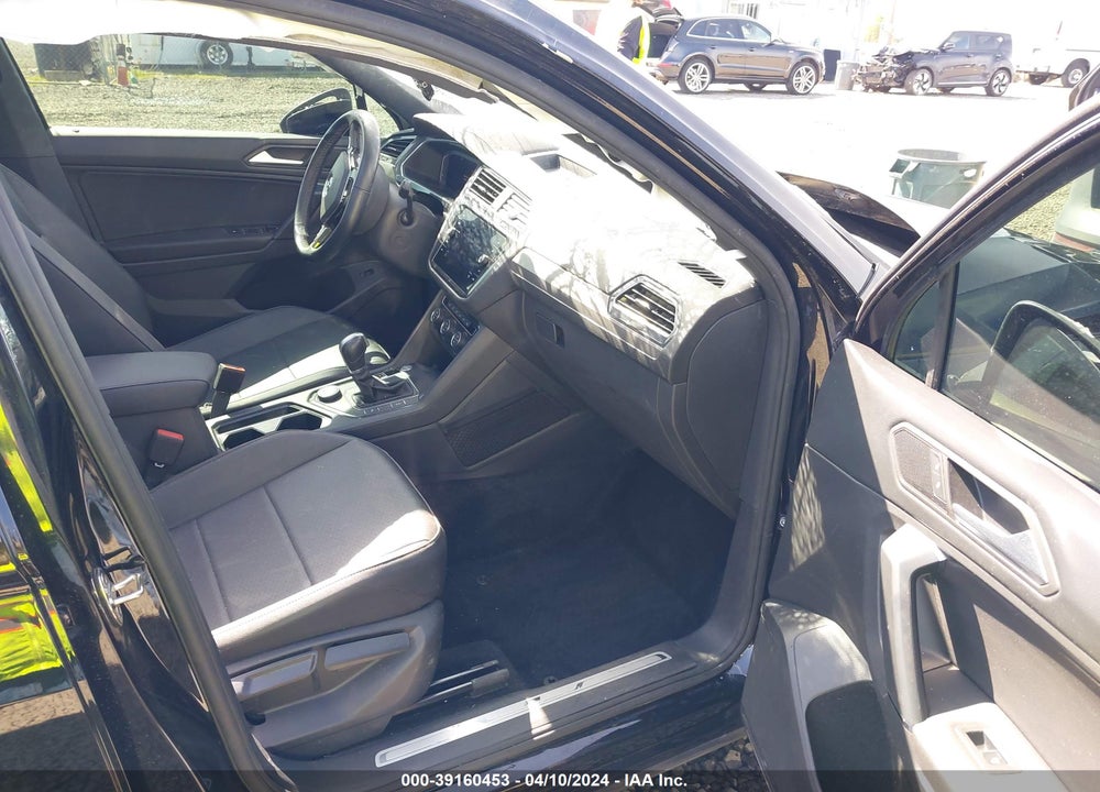 2019 VOLKSWAGEN TIGUAN 2.0T SE/2.0T SEL/2.0T SEL R-LINE/2.0T SEL R-LINE BLACK VIN: 3VV2B7AX8KM191630