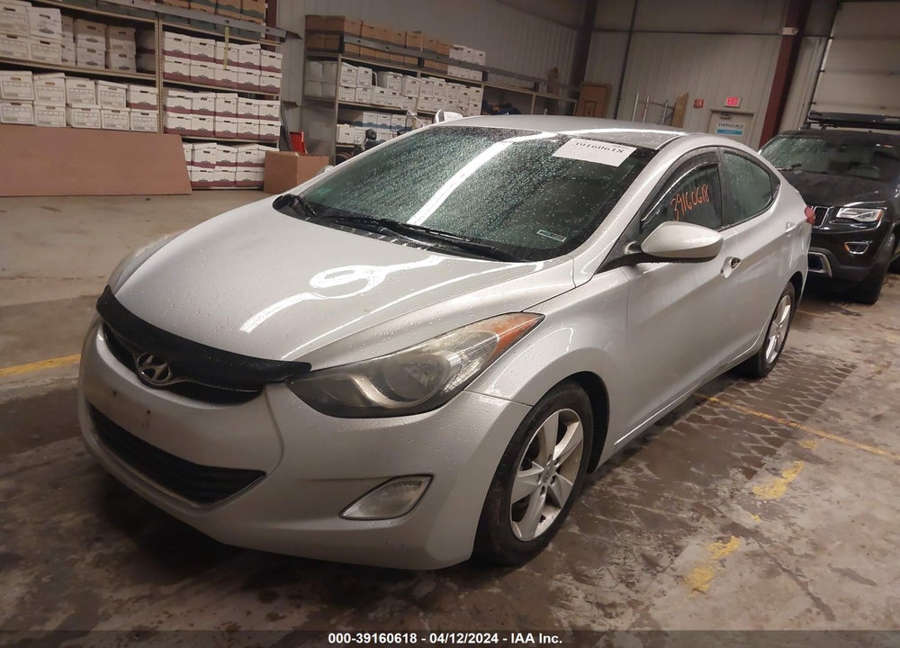 2013 HYUNDAI ELANTRA GLS VIN: 5NPDH4AE7DH208025