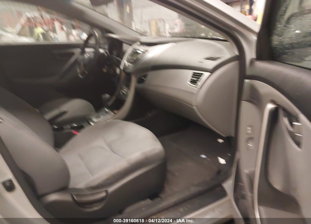 2013 HYUNDAI ELANTRA GLS VIN: 5NPDH4AE7DH208025