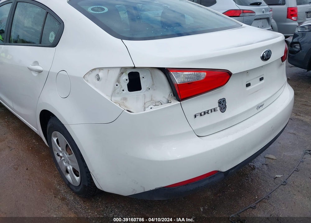 2016 KIA FORTE LX VIN: KNAFK4A66G5476861