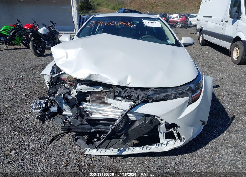 2022 TOYOTA COROLLA LE VIN: JTDEPMAE3N3004956