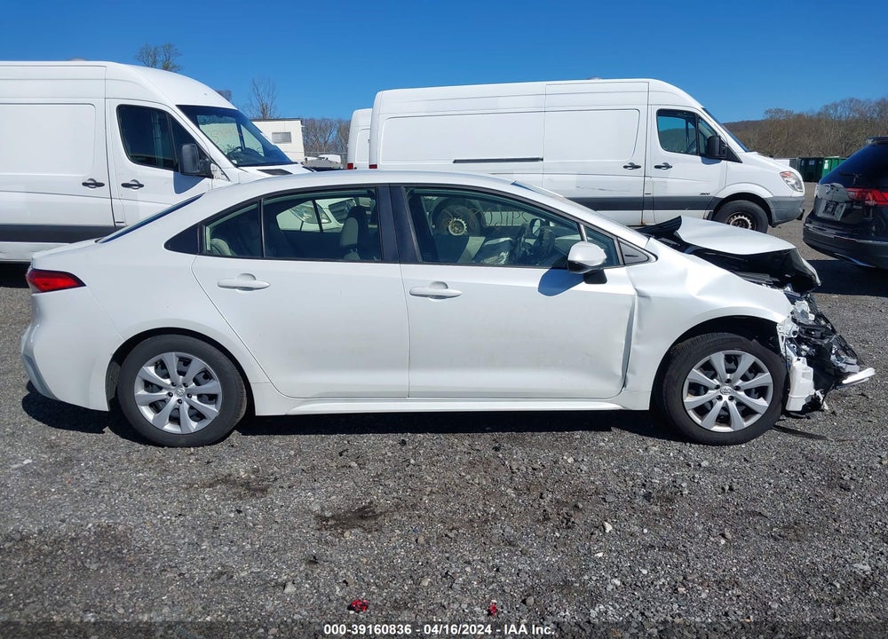 2022 TOYOTA COROLLA LE VIN: JTDEPMAE3N3004956
