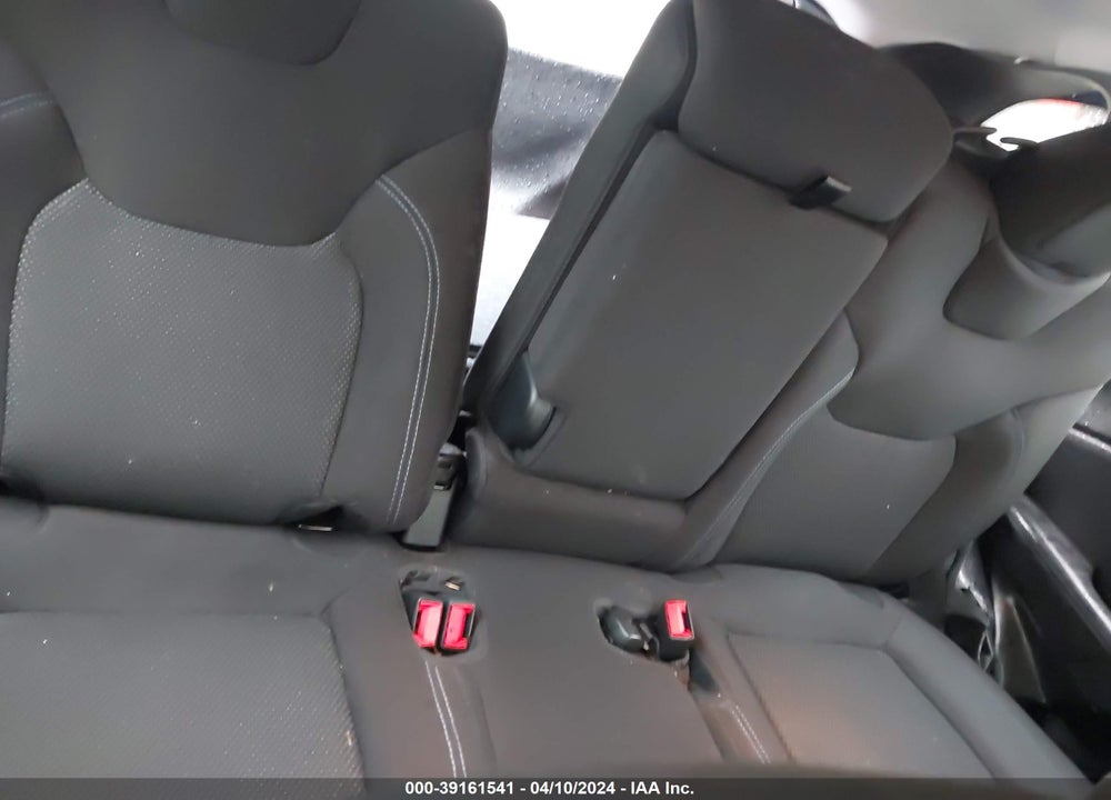 2020 JEEP CHEROKEE LATITUDE FWD VIN: 1C4PJLCB0LD571558