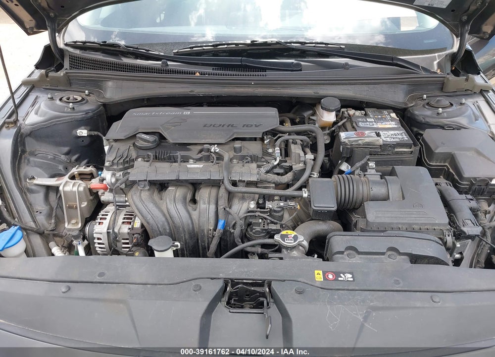 2022 HYUNDAI ELANTRA SEL VIN: 5NPLM4AG2NH077757