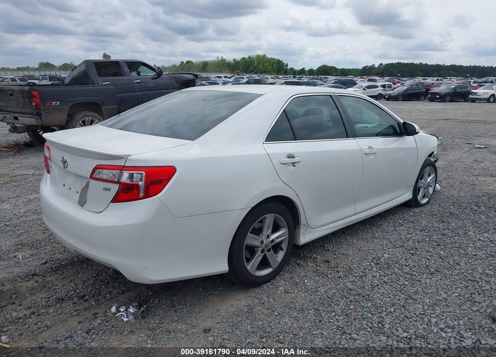 2014 TOYOTA CAMRY SE VIN: 4T1BF1FK4EU459100