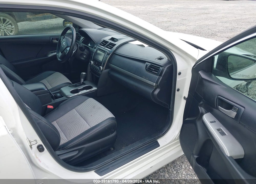 2014 TOYOTA CAMRY SE VIN: 4T1BF1FK4EU459100