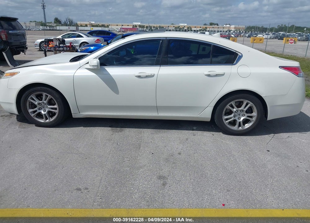 2010 ACURA TL 3.5 VIN: 19UUA8F21AA024729