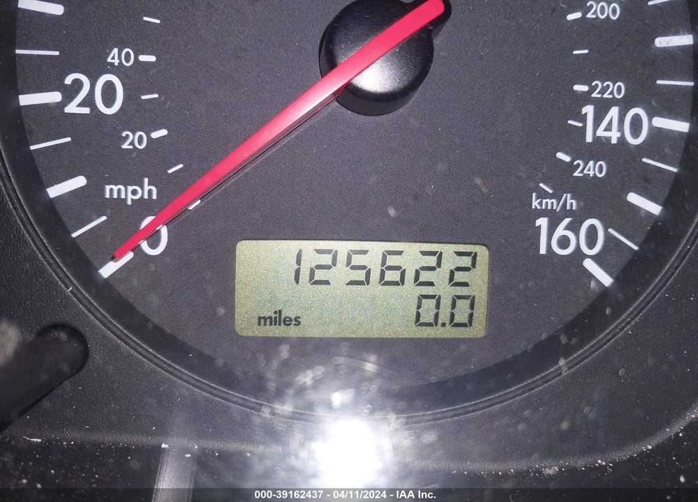 2003 VOLKSWAGEN JETTA GLI VIN: 3VWVH69M33M133177