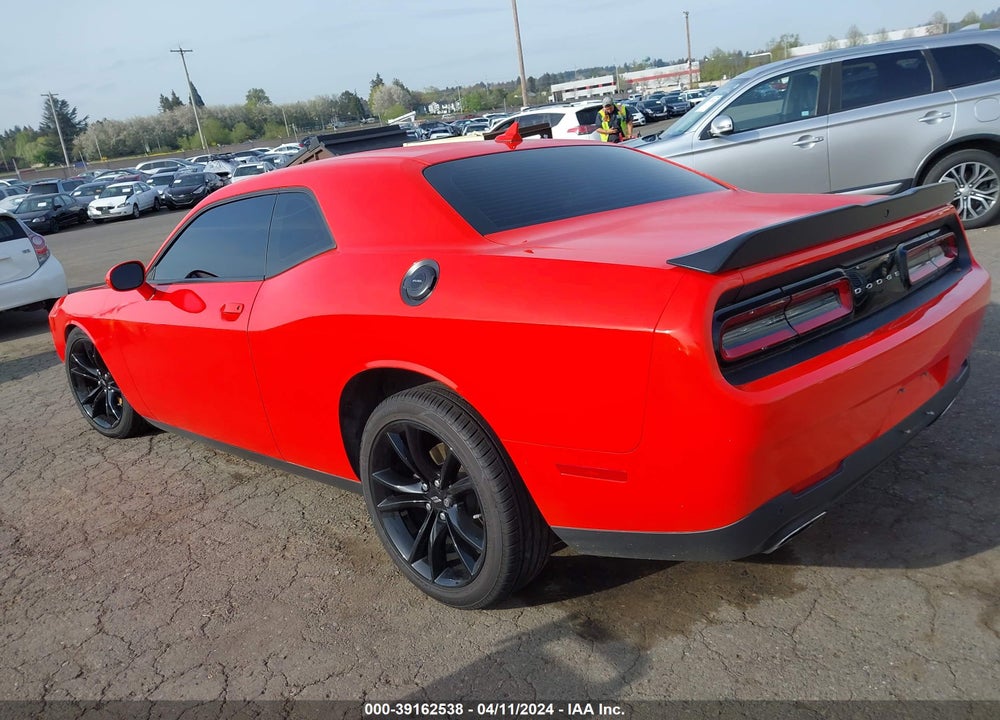 2018 DODGE CHALLENGER SXT VIN: 2C3CDZAG2JH251251