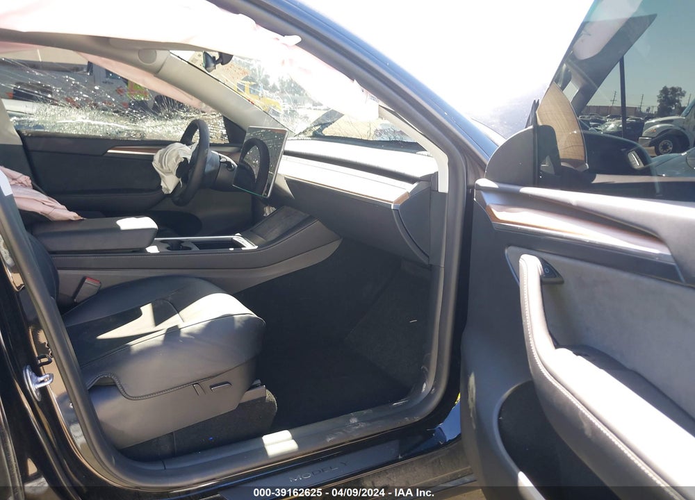 2023 TESLA MODEL Y VIN: 7SAYGDEEXPF958037