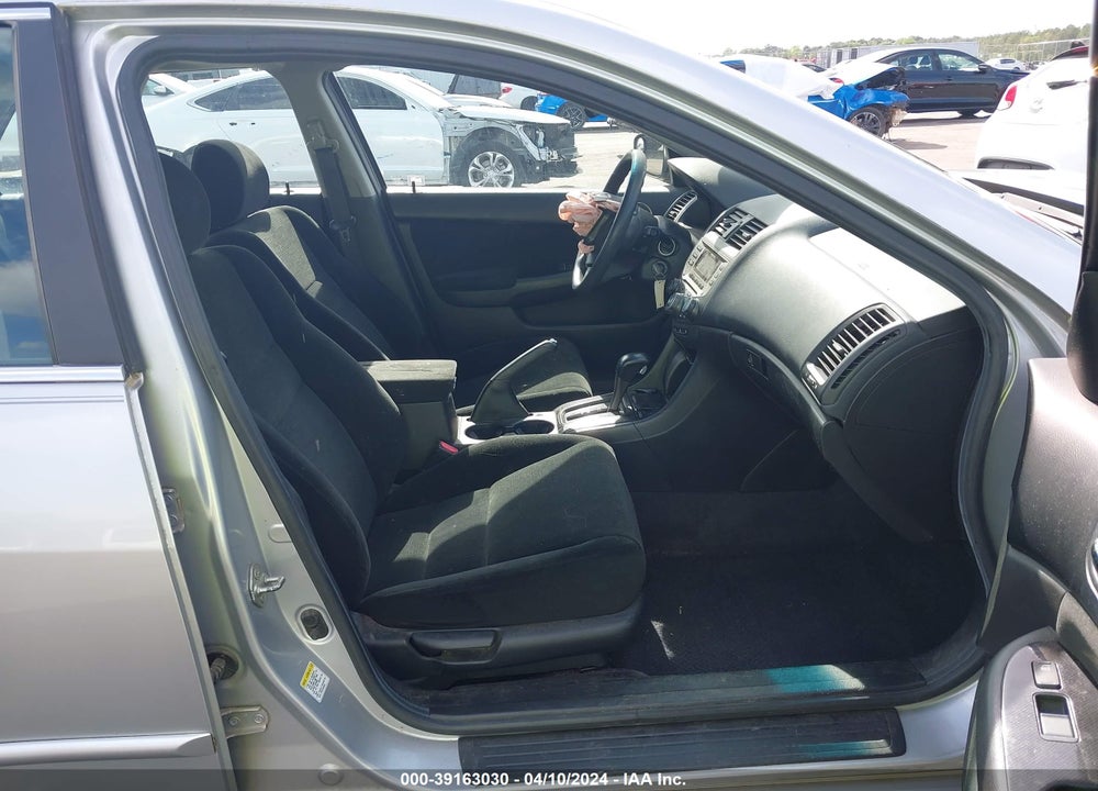 2007 HONDA ACCORD 2.4 SE VIN: 1HGCM56357A223771