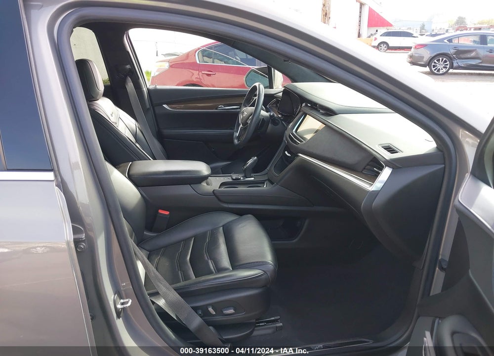 2018 CADILLAC XT5 PLATINUM VIN: 1GYKNGRS6JZ190983