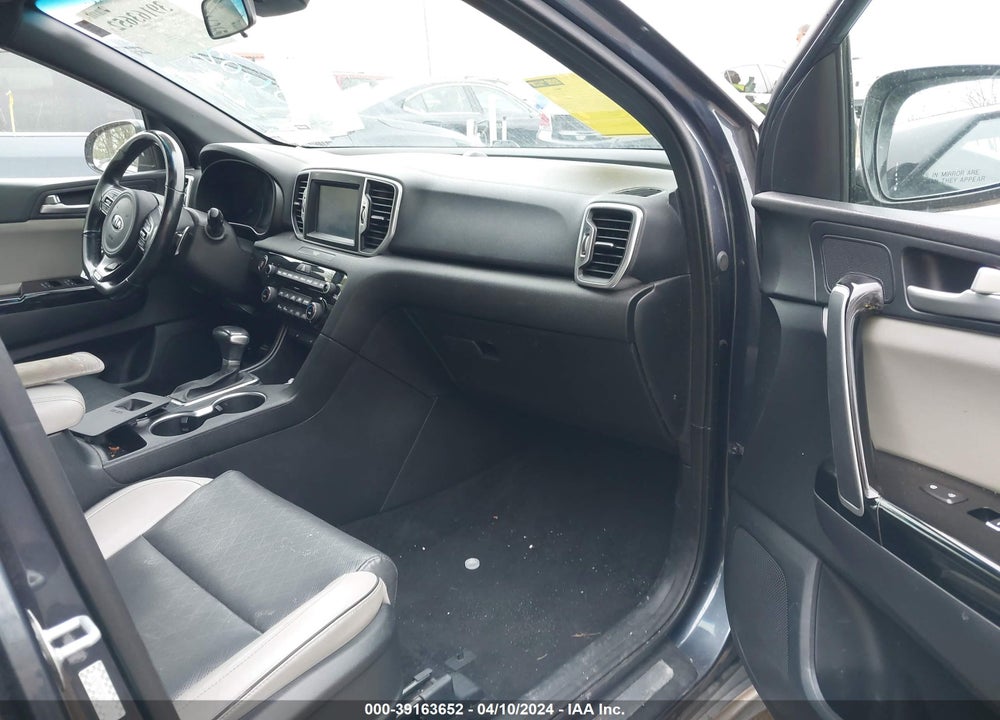 2019 KIA SPORTAGE EX VIN: KNDPNCACXK7607818