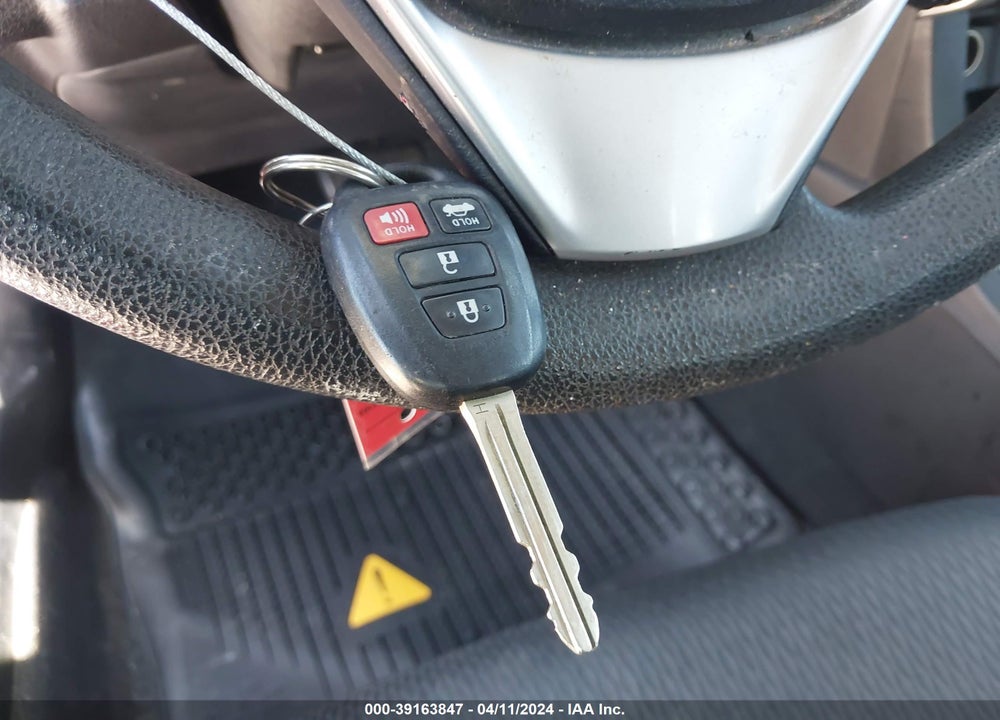 2017 TOYOTA COROLLA L/LE/XLE/SE/XSE VIN: 5YFBURHE6HP638076