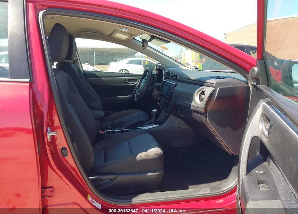 2017 TOYOTA COROLLA L/LE/XLE/SE/XSE VIN: 5YFBURHE6HP638076