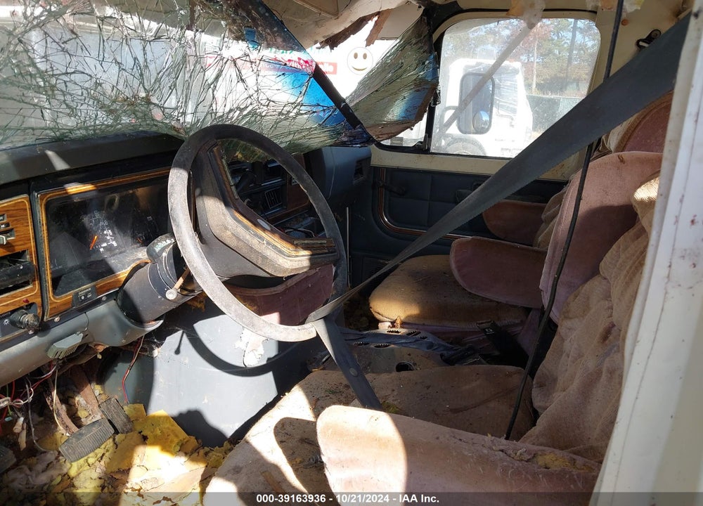 1991 FORD ECONOLINE E350 CUTAWAY VAN VIN: 1FDKE30G0MHB18884