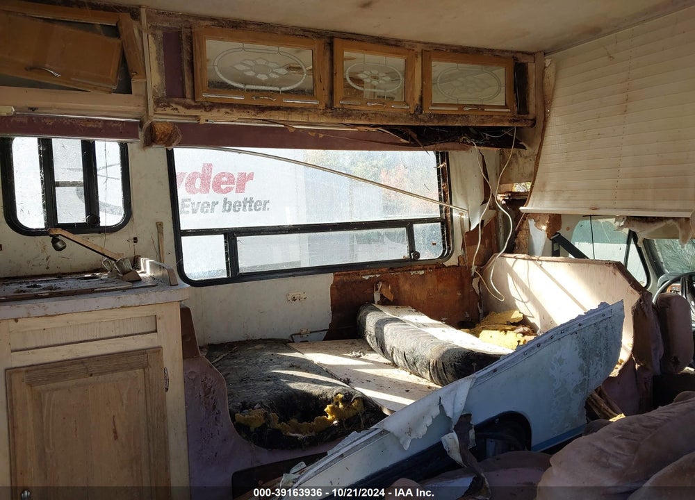 1991 FORD ECONOLINE E350 CUTAWAY VAN VIN: 1FDKE30G0MHB18884