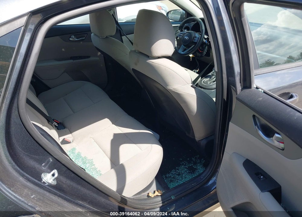 2019 KIA FORTE VIN: 3KPF24ADXKE056292