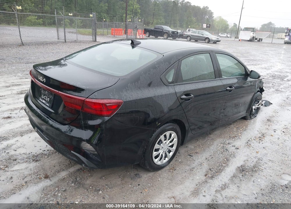 2024 KIA FORTE LX VIN: 3KPF24ADXRE711223