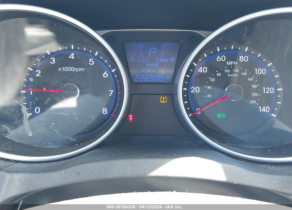 2012 HYUNDAI TUCSON GLS VIN: KM8JUCAC7CU530493