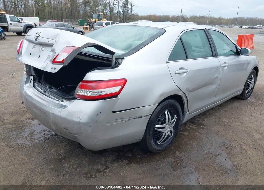 2011 TOYOTA CAMRY LE VIN: 4T1BF3EK3BU740815