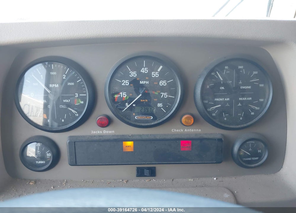 2004 FREIGHTLINER CHASSIS X LINE MOTOR HOME VIN: 4UZAAHCY34CN26706