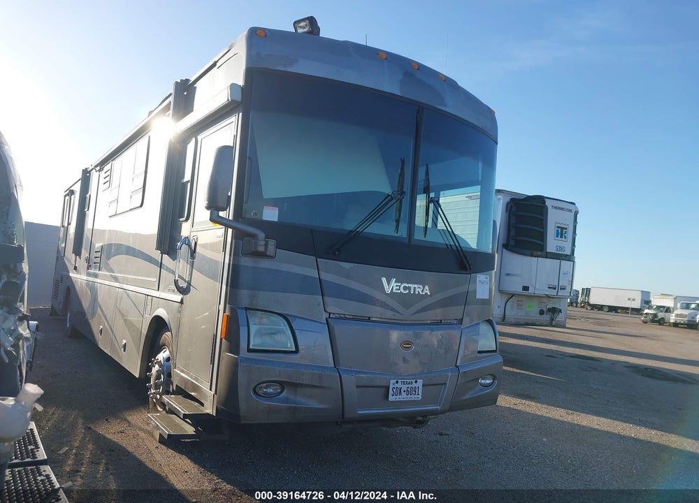 2004 FREIGHTLINER CHASSIS X LINE MOTOR HOME VIN: 4UZAAHCY34CN26706