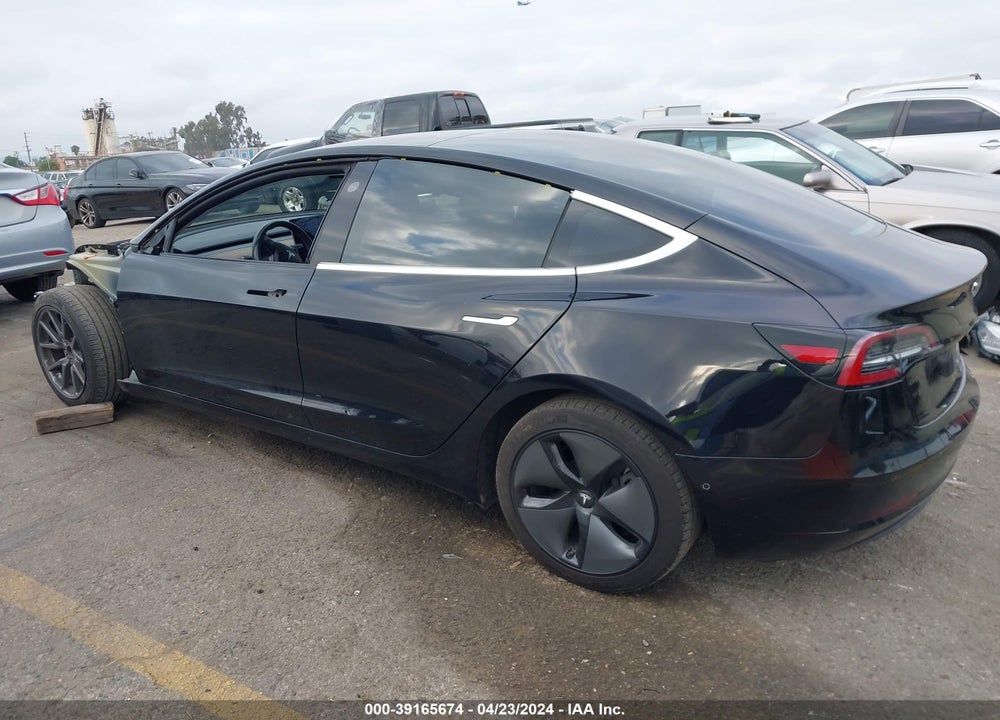 2018 TESLA MODEL 3 LONG RANGE/PERFORMANCE VIN: 5YJ3E1EBXJF099136