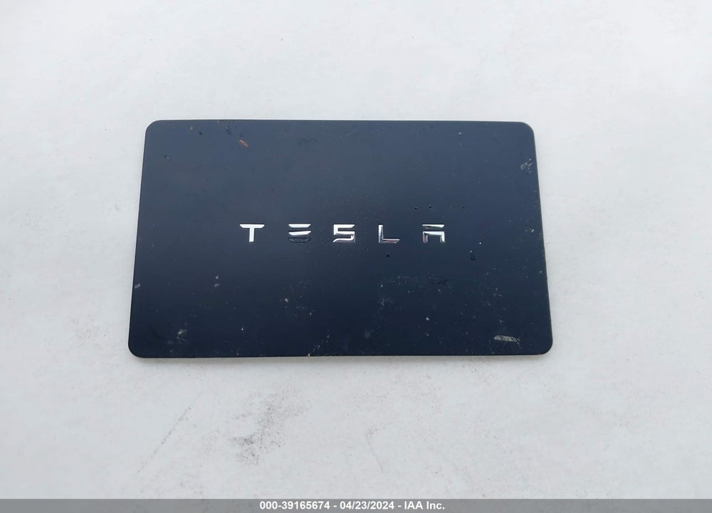 2018 TESLA MODEL 3 LONG RANGE/PERFORMANCE VIN: 5YJ3E1EBXJF099136