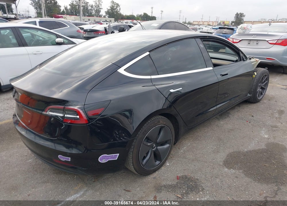2018 TESLA MODEL 3 LONG RANGE/PERFORMANCE VIN: 5YJ3E1EBXJF099136