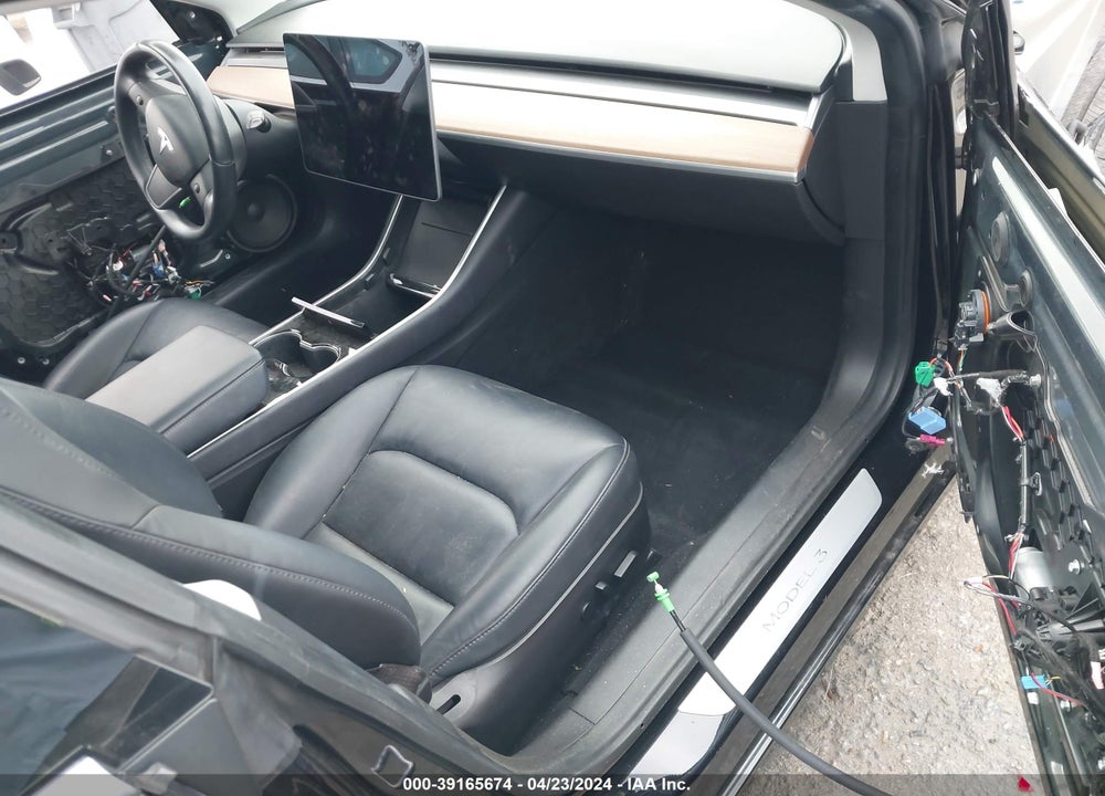 2018 TESLA MODEL 3 LONG RANGE/PERFORMANCE VIN: 5YJ3E1EBXJF099136