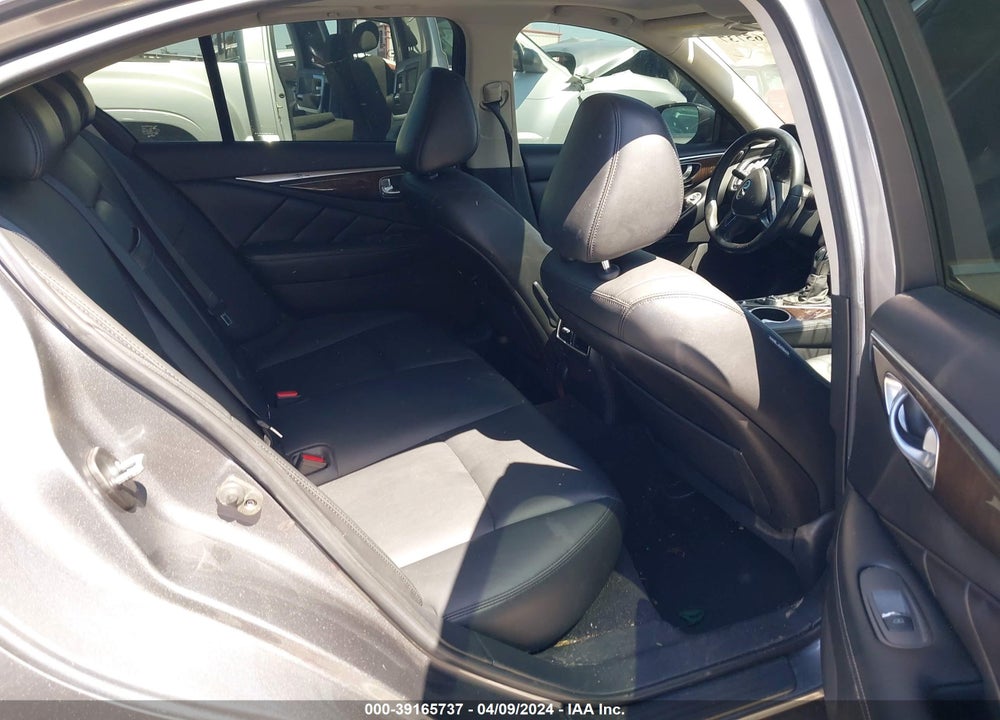 2018 INFINITI Q50 3.0T LUXE VIN: JN1EV7AP7JM366448