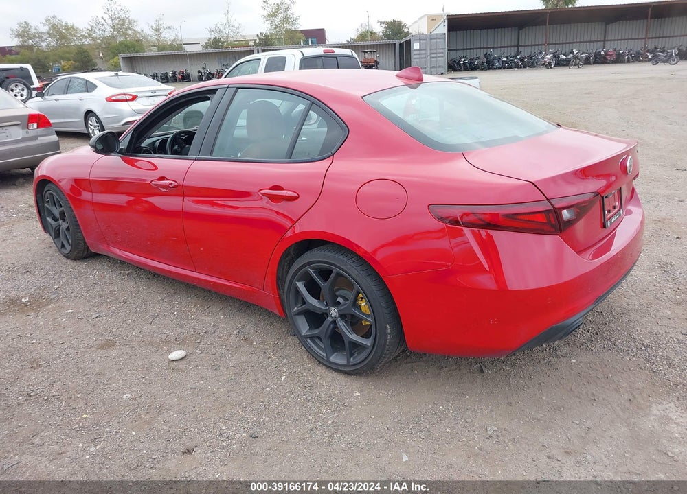 2020 ALFA ROMEO GIULIA VIN: ZARFAMAN5L7632082