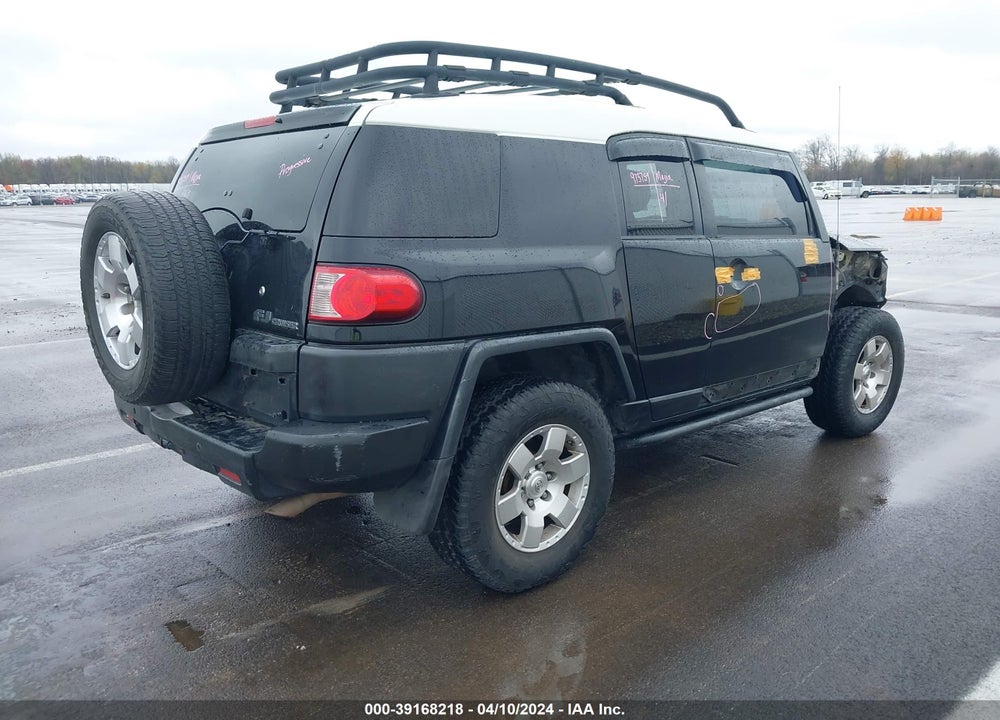 2008 TOYOTA FJ CRUISER VIN: JTEZU11F58K003508