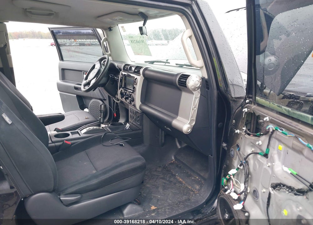 2008 TOYOTA FJ CRUISER VIN: JTEZU11F58K003508