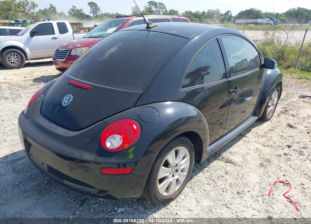2008 VOLKSWAGEN NEW BEETLE COUPE S/SE VIN: 3VWRG31C88M506355