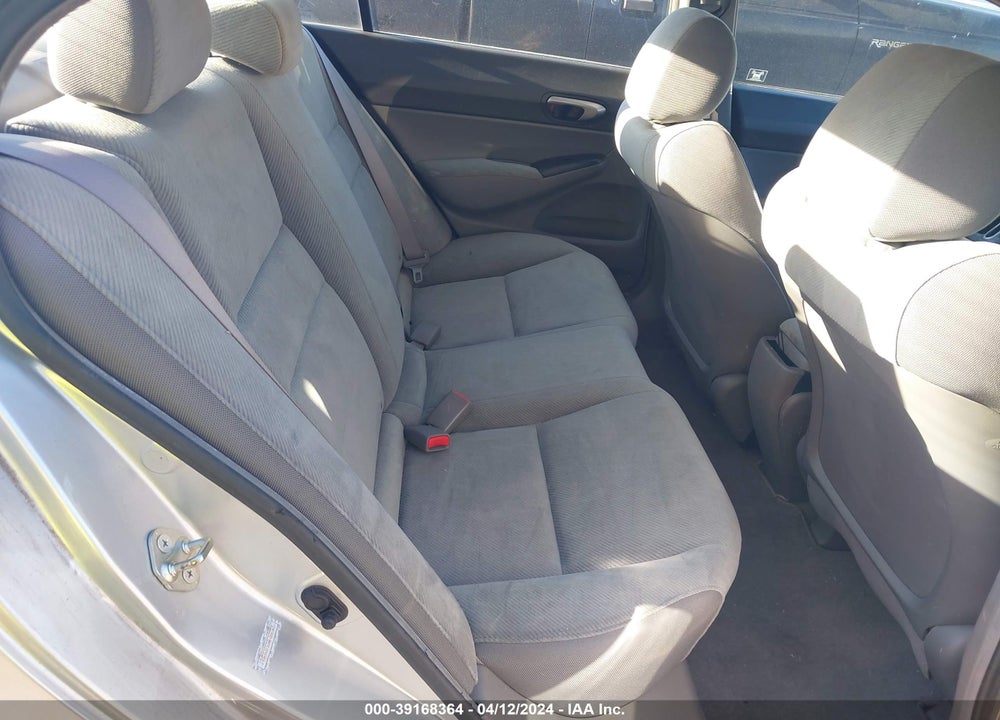 2010 HONDA CIVIC LX VIN: 19XFA1F53AE022325
