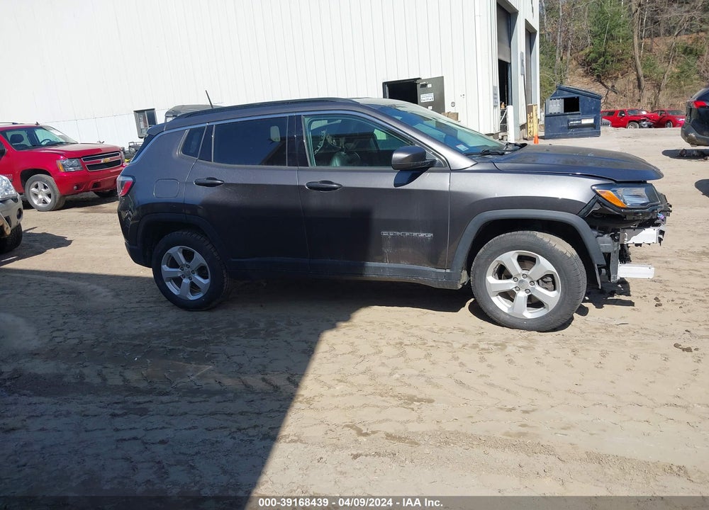 2018 JEEP COMPASS LATITUDE 4X4 VIN: 3C4NJDBBXJT354864