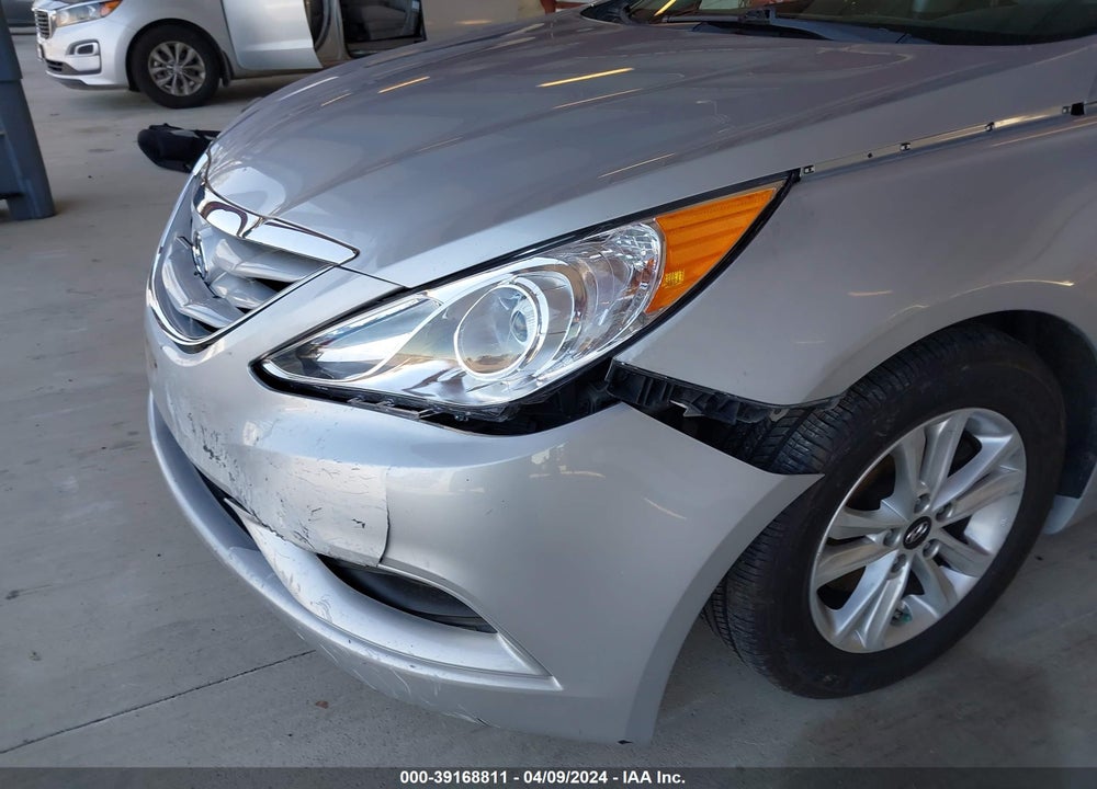 2013 HYUNDAI SONATA GLS VIN: 5NPEB4AC6DH655787