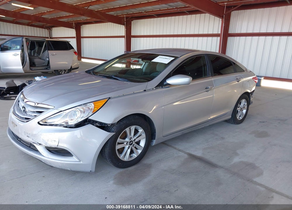 2013 HYUNDAI SONATA GLS VIN: 5NPEB4AC6DH655787