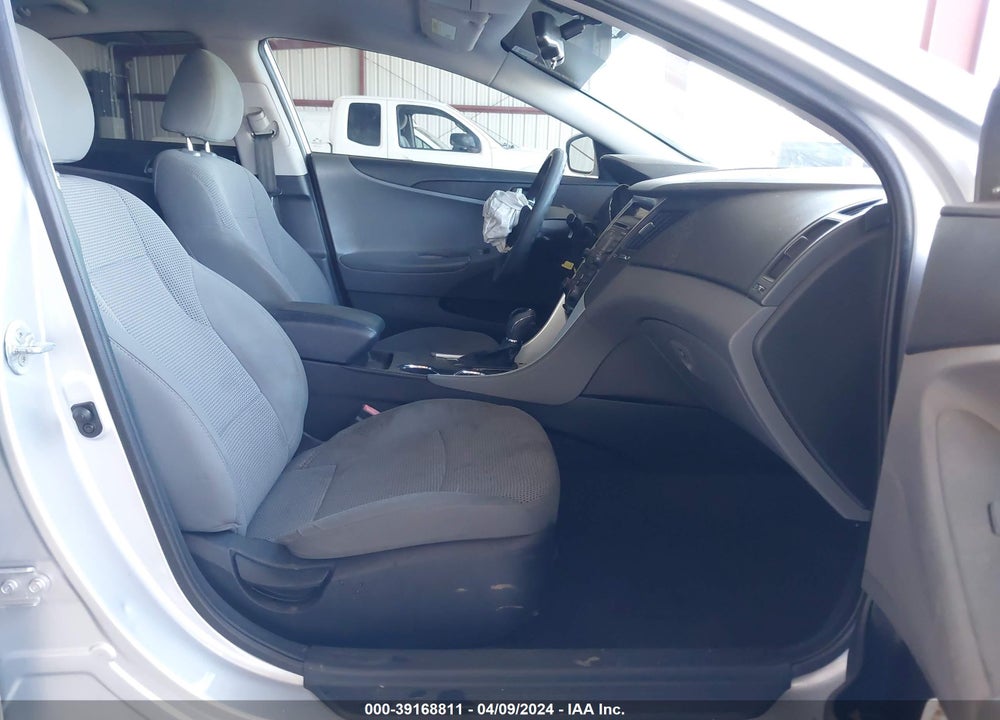 2013 HYUNDAI SONATA GLS VIN: 5NPEB4AC6DH655787