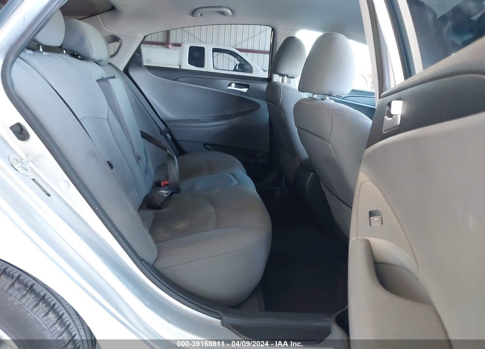 2013 HYUNDAI SONATA GLS VIN: 5NPEB4AC6DH655787