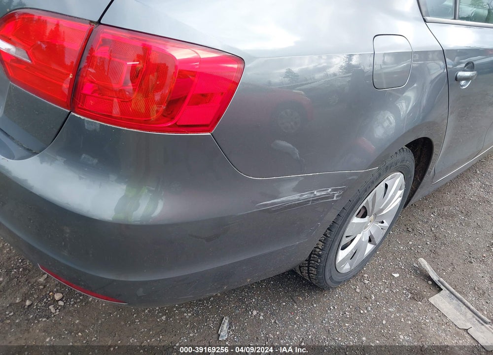 2012 VOLKSWAGEN JETTA 2.0L S VIN: 3VW1K7AJ3CM352826