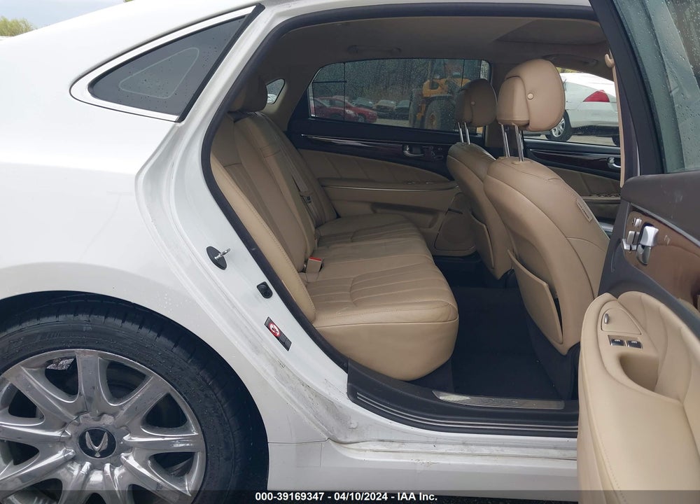 2011 HYUNDAI EQUUS SIGNATURE VIN: KMHGH4JFXBU042037