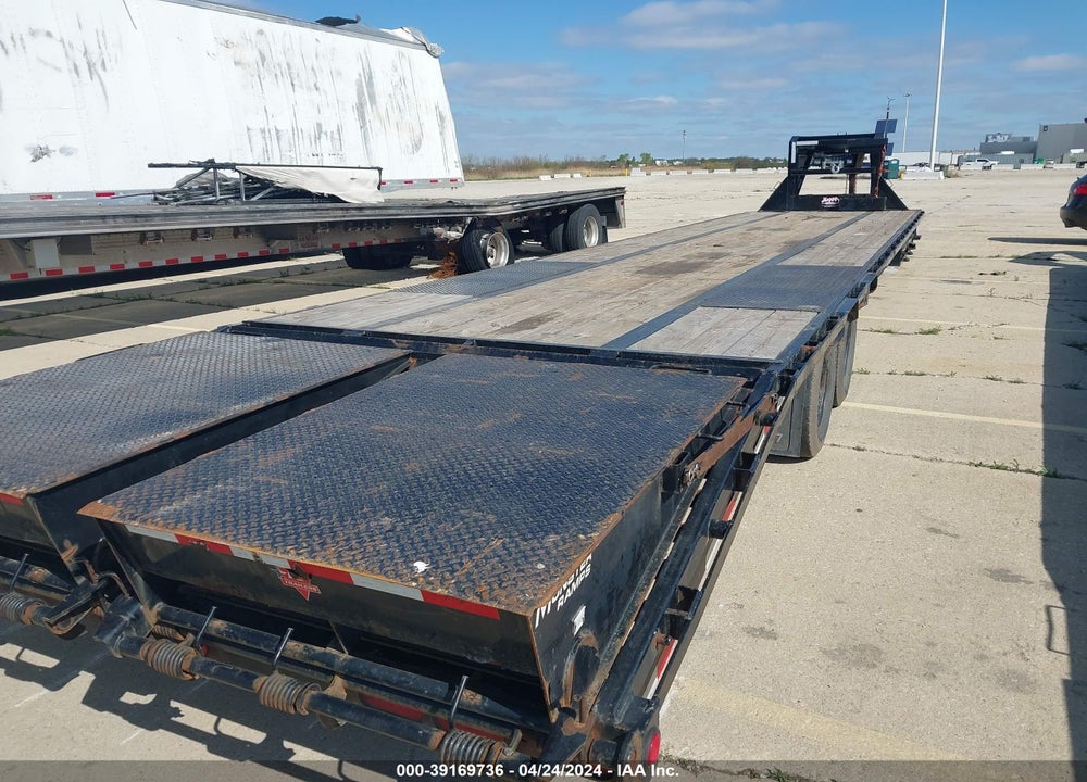 2022 PJ TRAILERS GOOSENECK TRAILER VIN: 4P53F4922N1371224