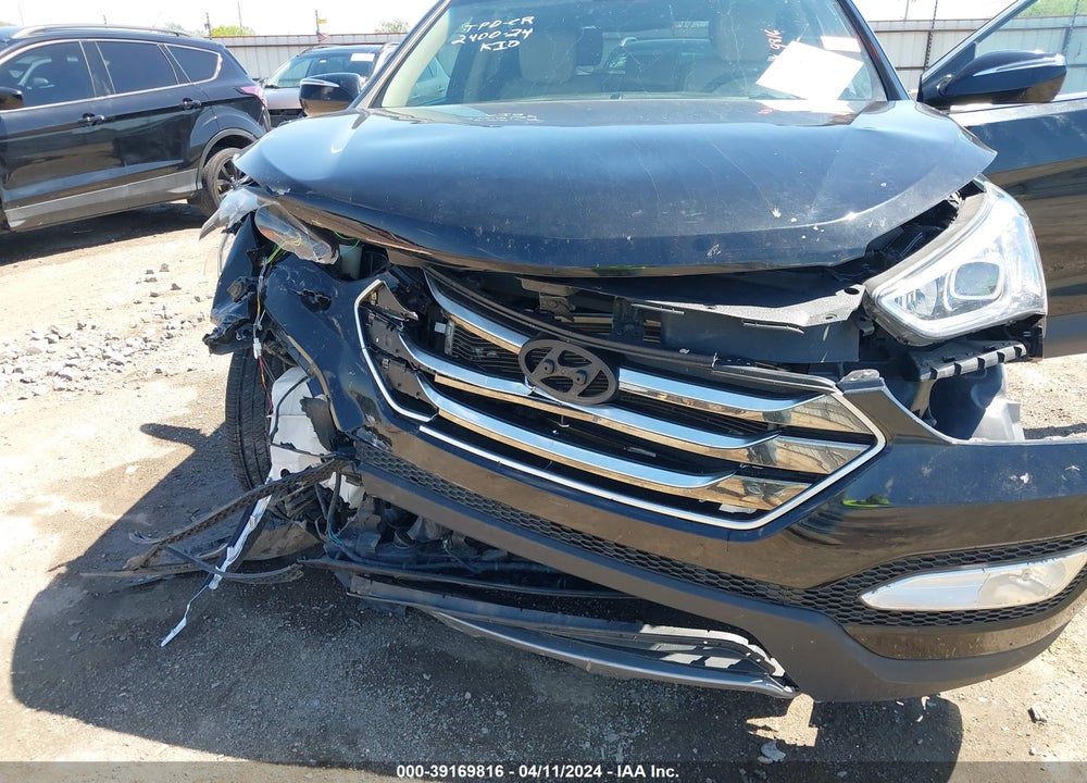 2016 HYUNDAI SANTA FE SPORT 2.4L VIN: 5XYZU3LB7GG376368