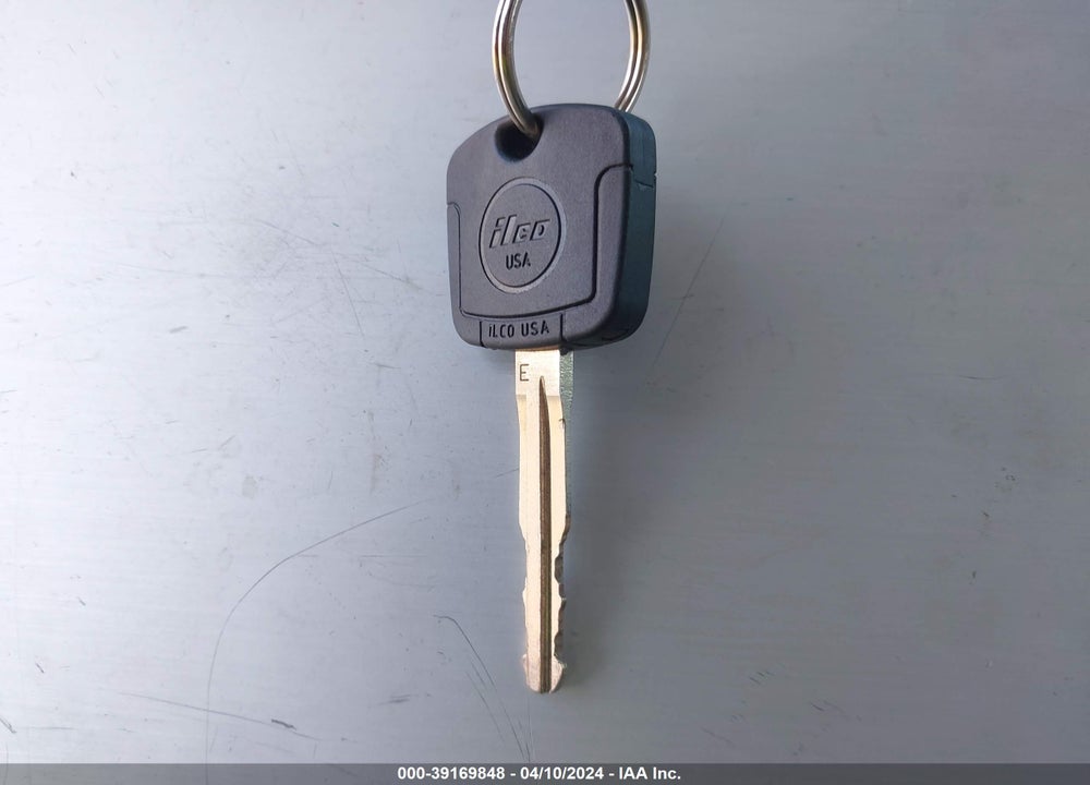 2007 TOYOTA CAMRY LE VIN: 4T1BE46K27U695333