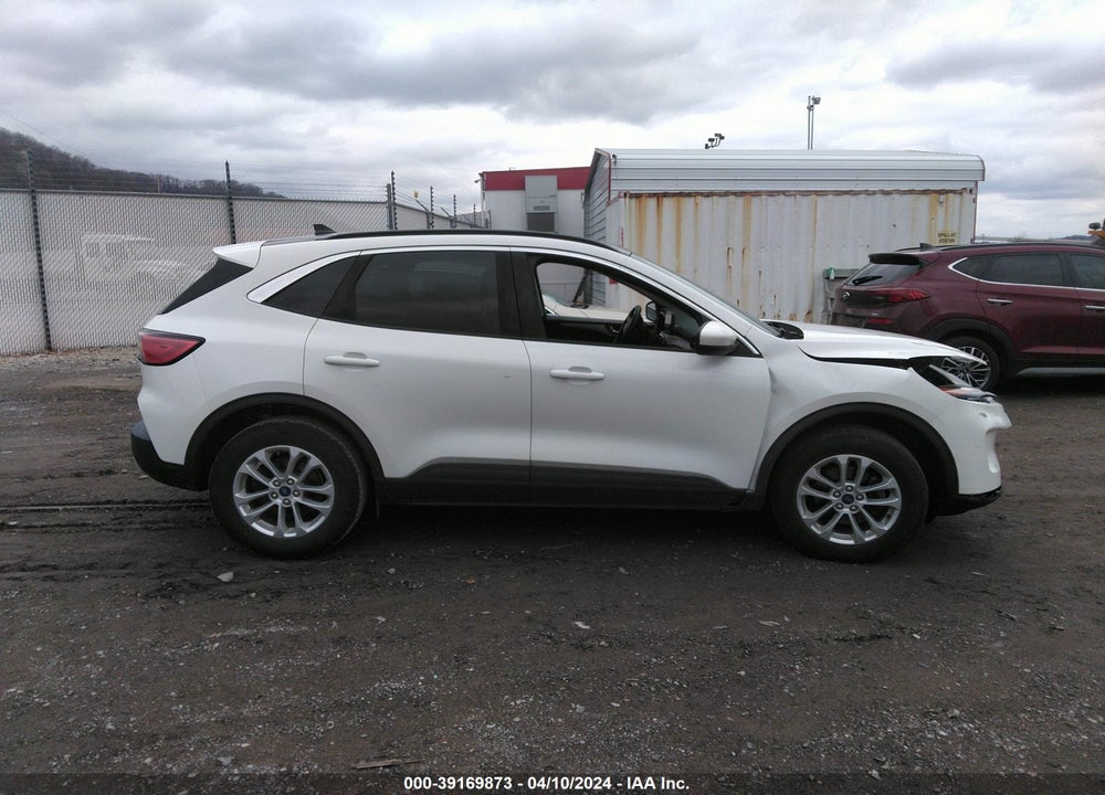 2020 FORD ESCAPE SE VIN: 1FMCU9G67LUB28101