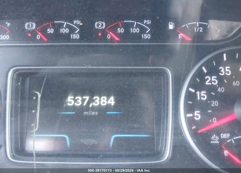 2018 INTERNATIONAL LT VIN: 3HSDZAPR5JN097875