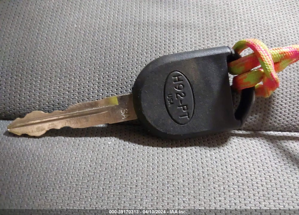 2008 FORD F-150 STX/XLT VIN: 1FTRX04W48KD81238